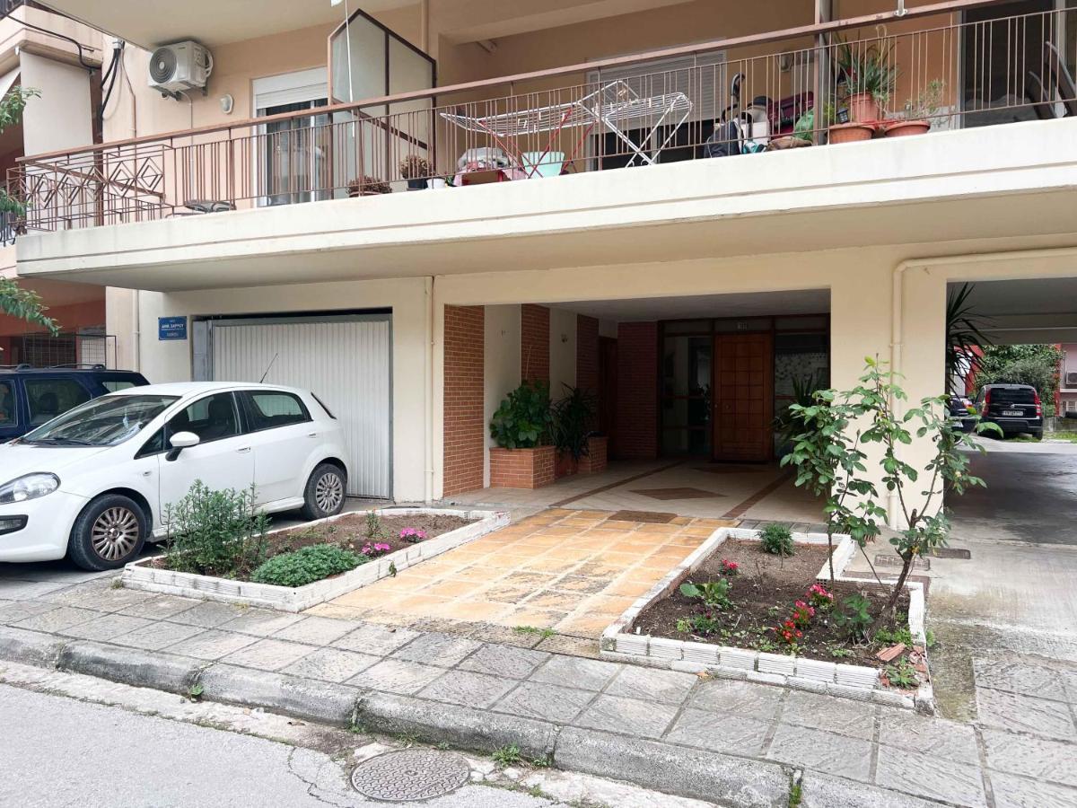 Clio City Apartment Ioannina Buitenkant foto